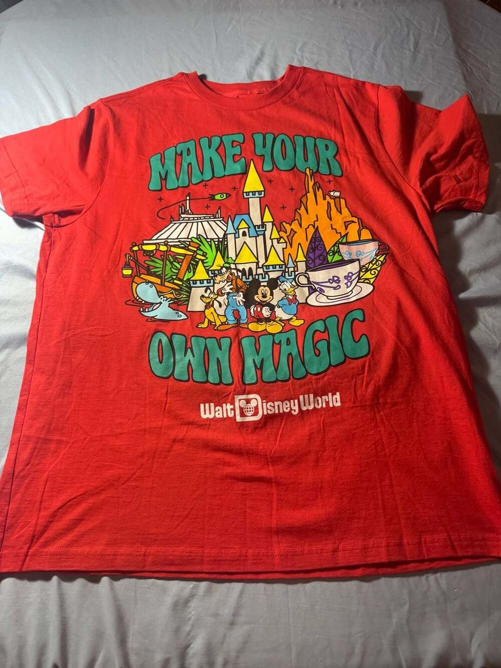 Disney Parks Walt Disney World Make Your Own Magic Red T-Shirt XL